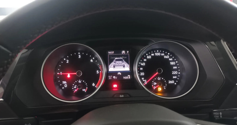Volkswagen Tiguan cena 159900 przebieg: 39000, rok produkcji 2022 z Libiąż małe 154